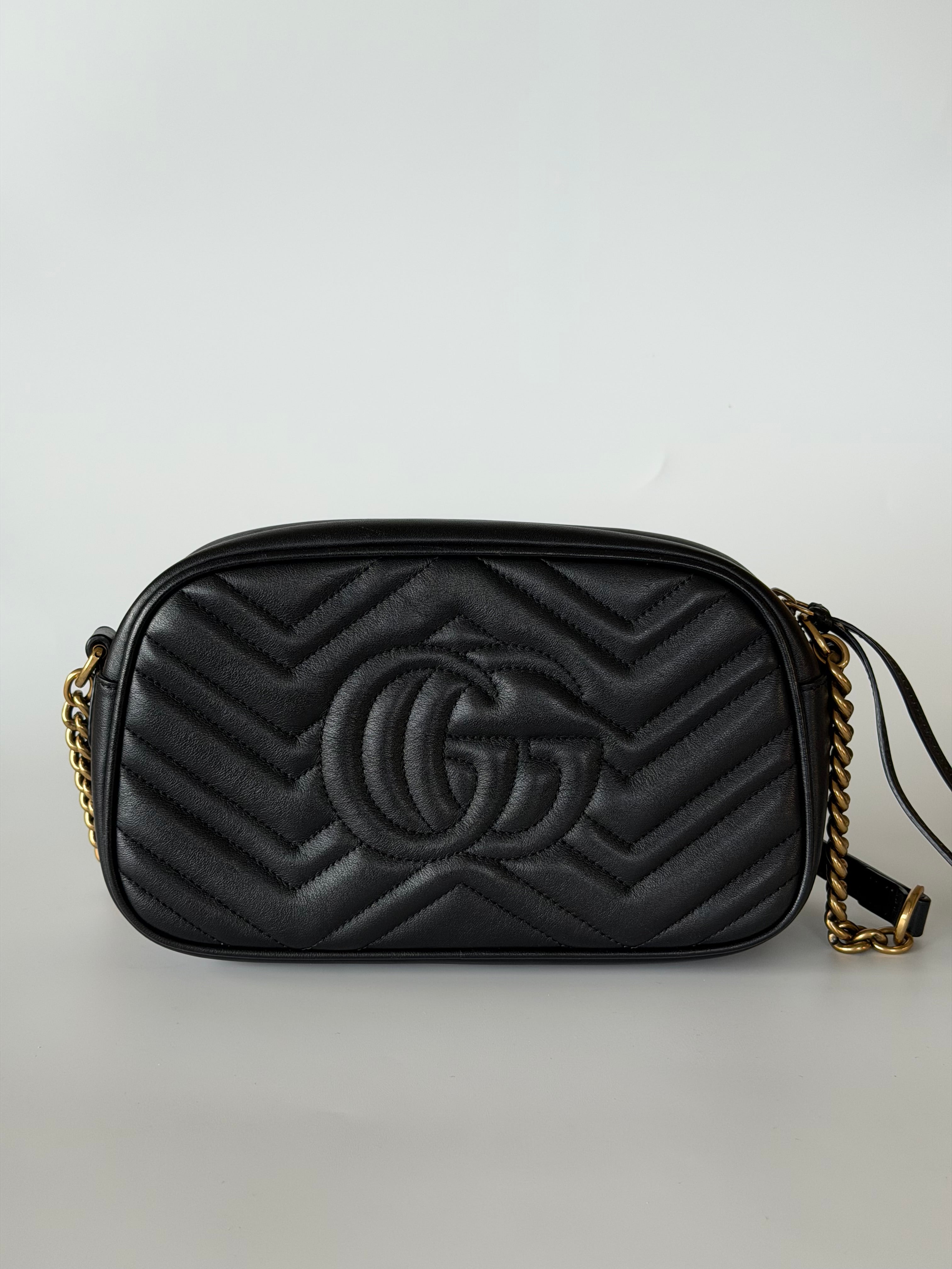Gucci GG Marmont Camera Small Quilted Shoulder Bag