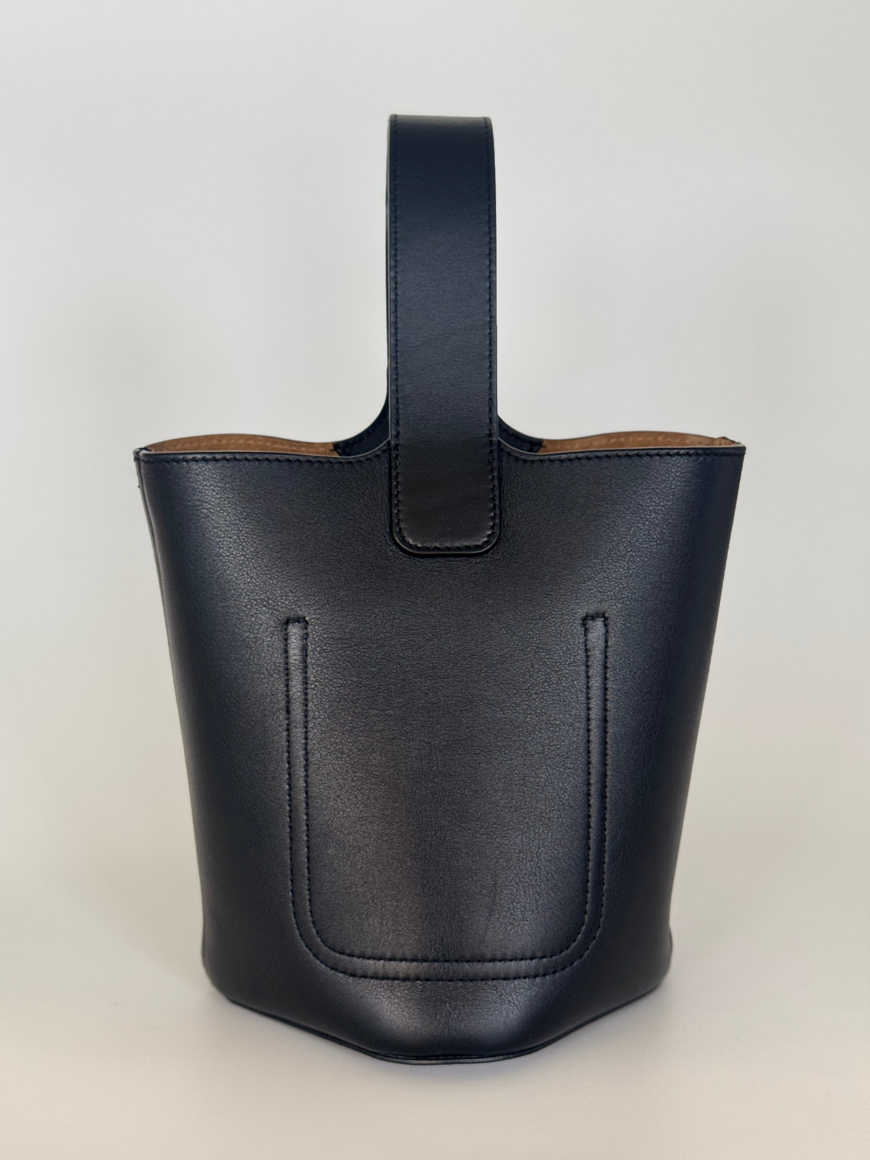 Loewe Pebble Bucket Bag Mini