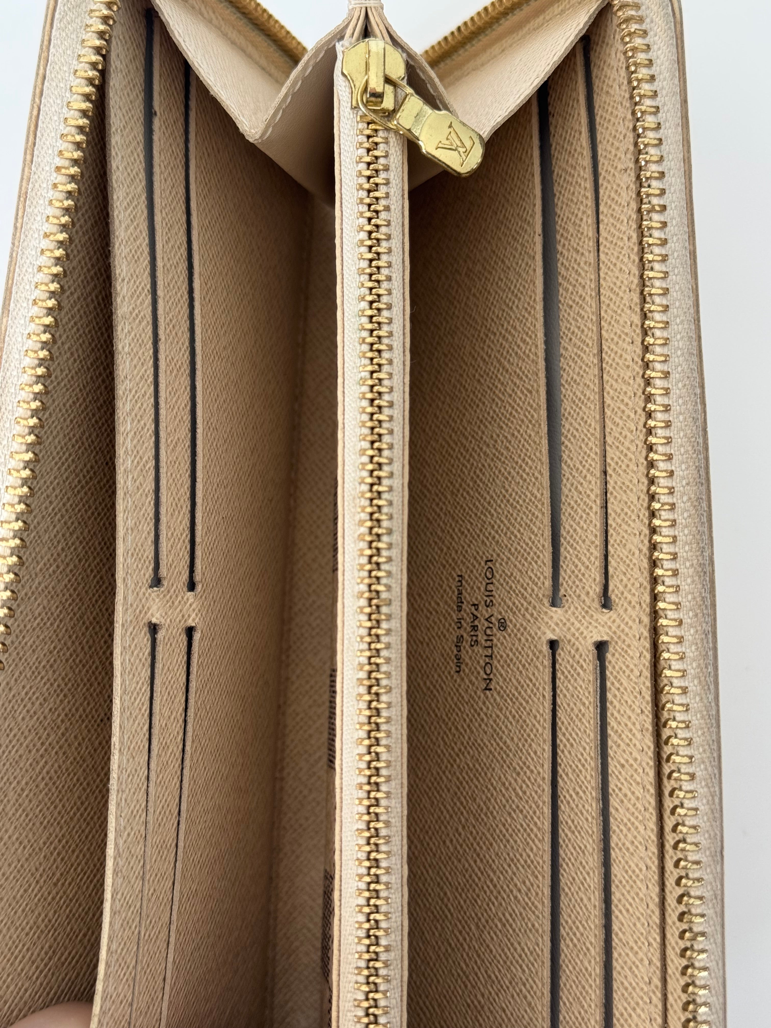 Louis Vuitton Zipper Wallet Damier Azur