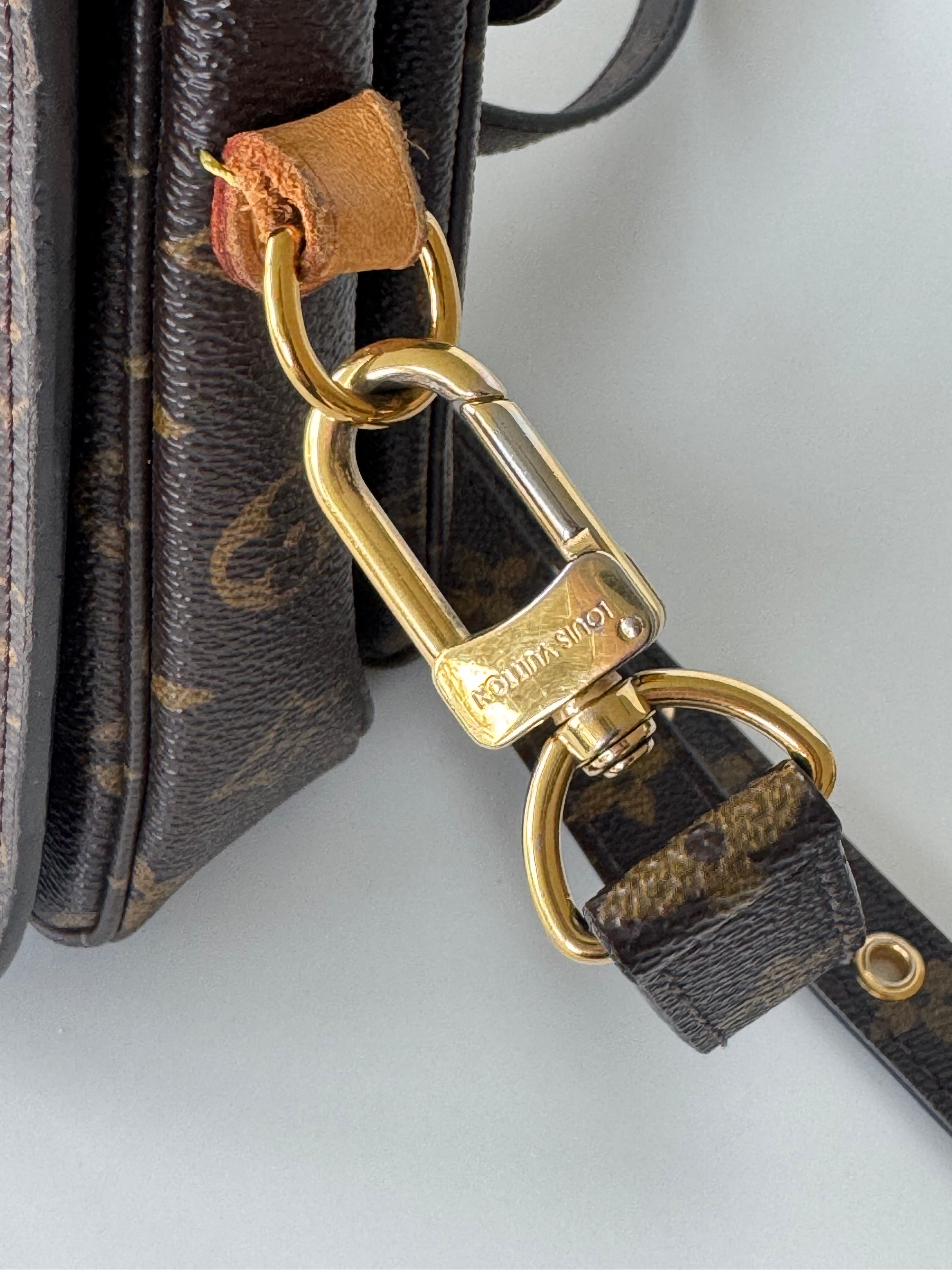 Louis Vuitton Monogram Pochette Métis