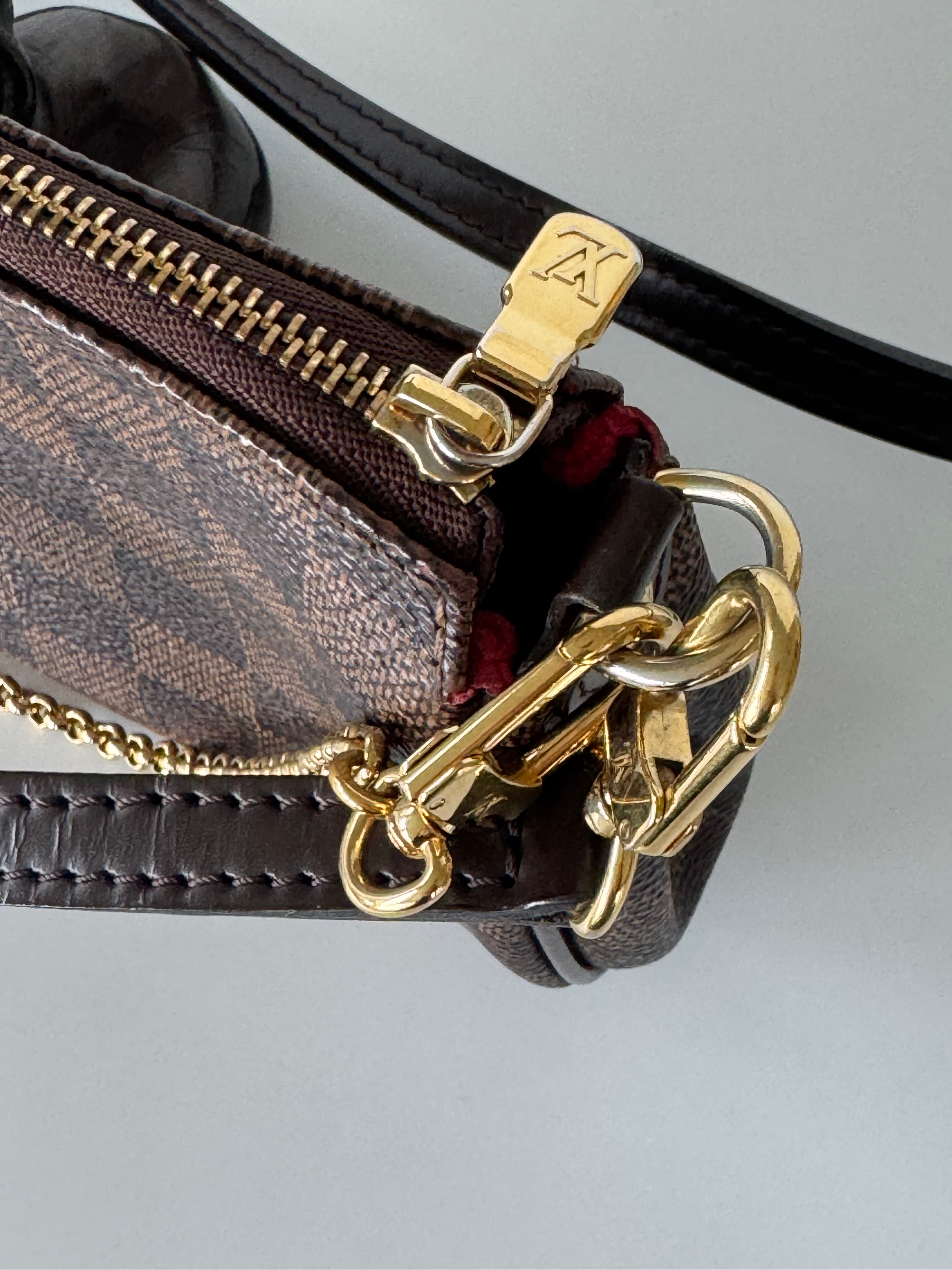 Louis Vuitton Damier Ebene Eva Pochette