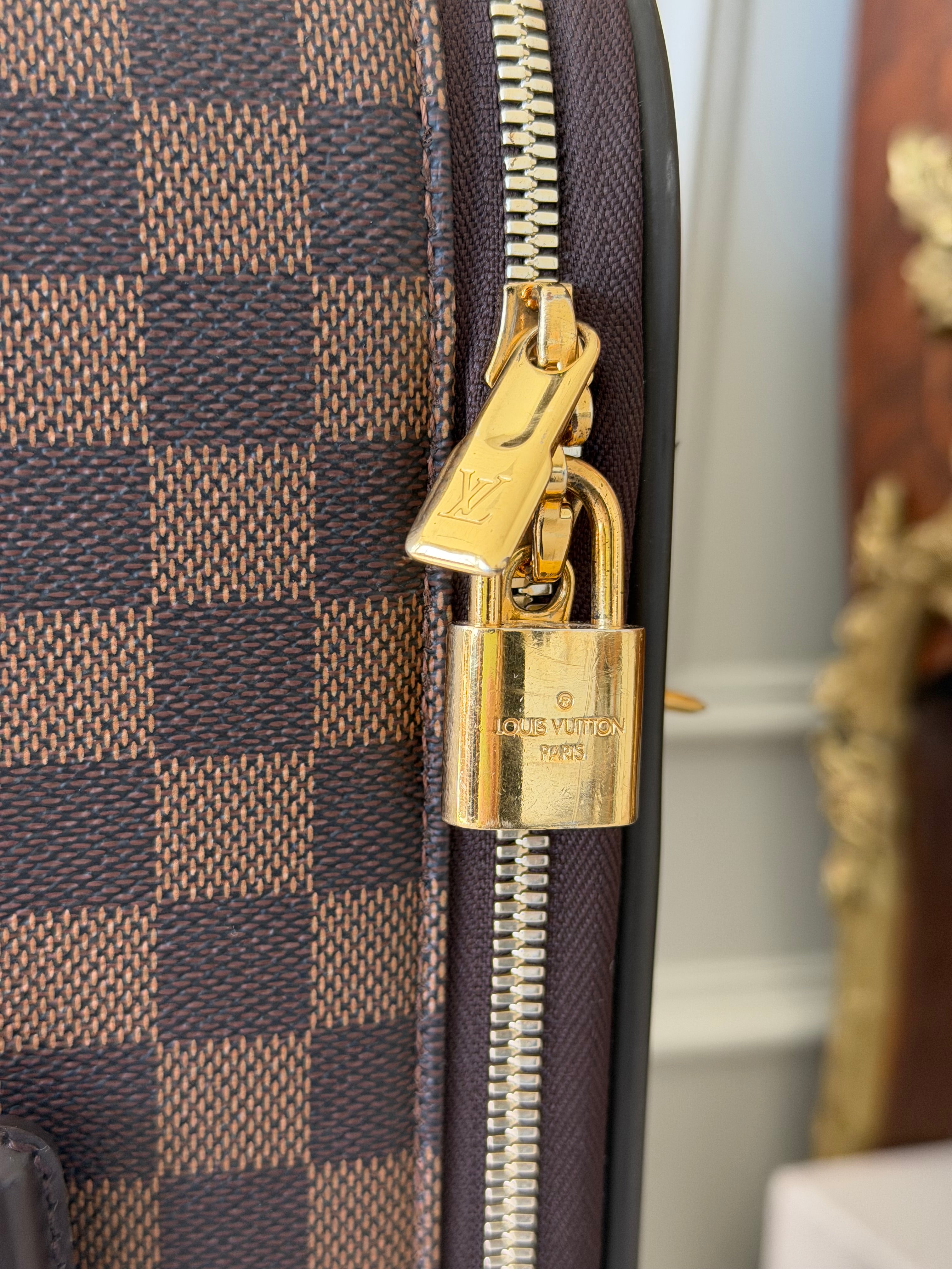Louis Vuitton Damier Ebene Pegase 55