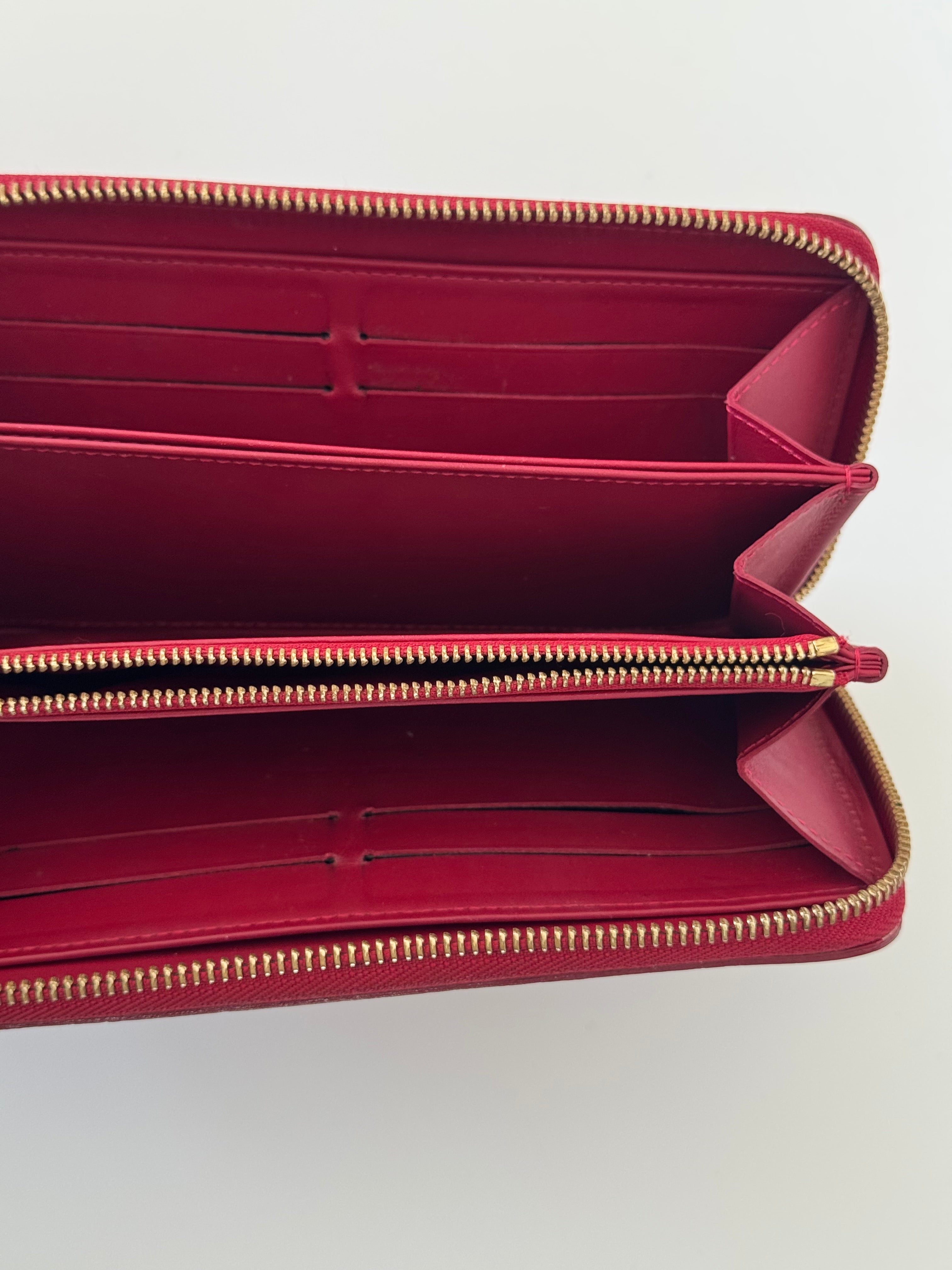 Louis Vuitton Red Monogram Vernis Patent Leather Zippy Wallet